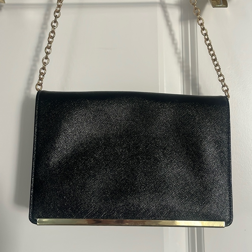 Halogen clutch